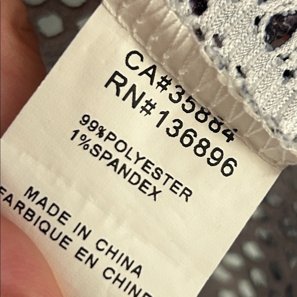 Hooded mesh jacket - Picture 3 of 4